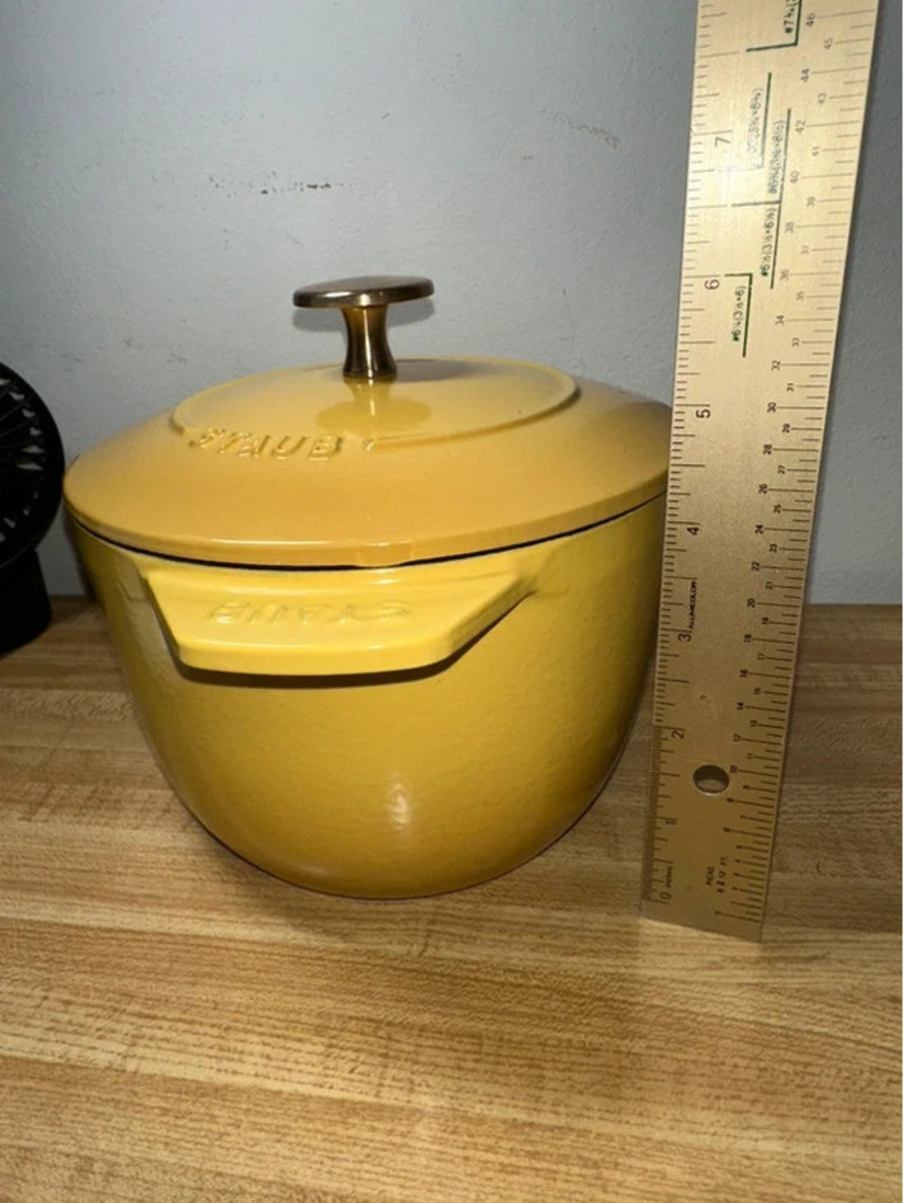Staub Cast Iron 1.5-Quart Petite French Oven - Picture 7 of 11